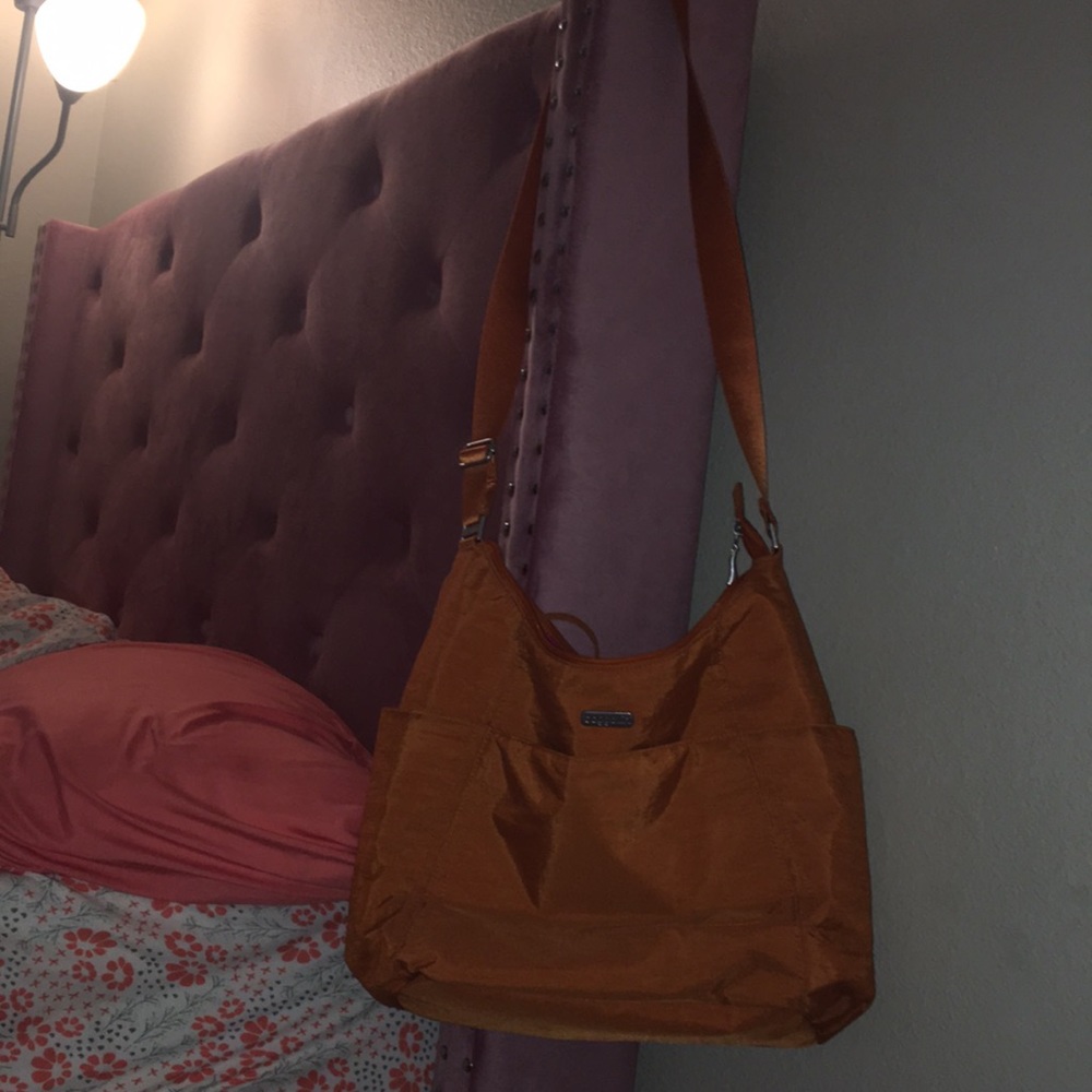 ORANGE CROSSBODY BAG